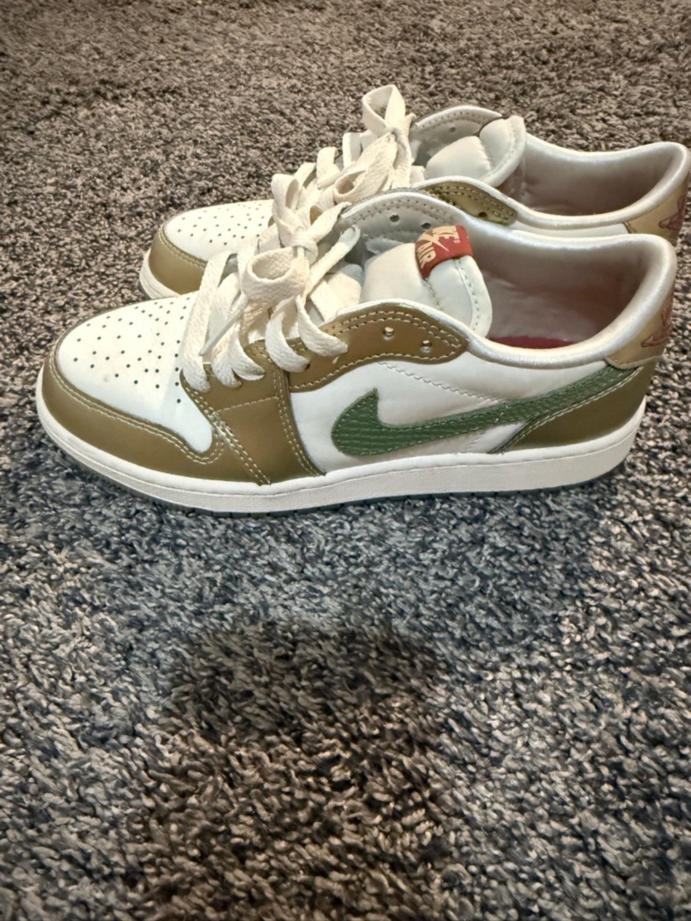 Jordan 1 Low OG
Year of the Dragon (2024)